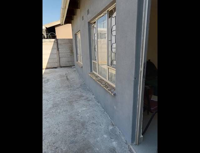 3 BEDROOM HOUSE FOR SALE IN PALMVIEW